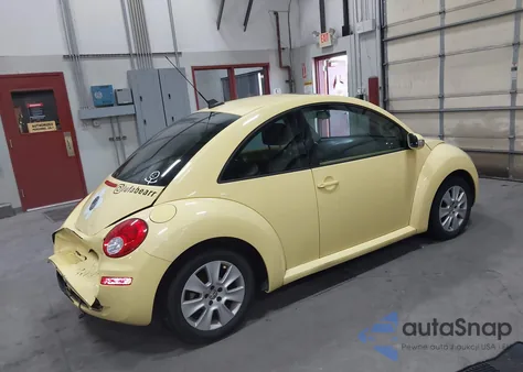 2008 Volkswagen New Beetle S/Se z USA, uszkodzony, nr VIN 3VWRW31C08M506109